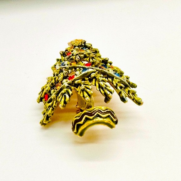 Vintage BOOK PIECE Arthur Pepper Christmas Tree Rhinestone Brooch - Picture 5 of 11